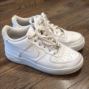 Nike Kids' White Air Force 1 Low Top Sneakers